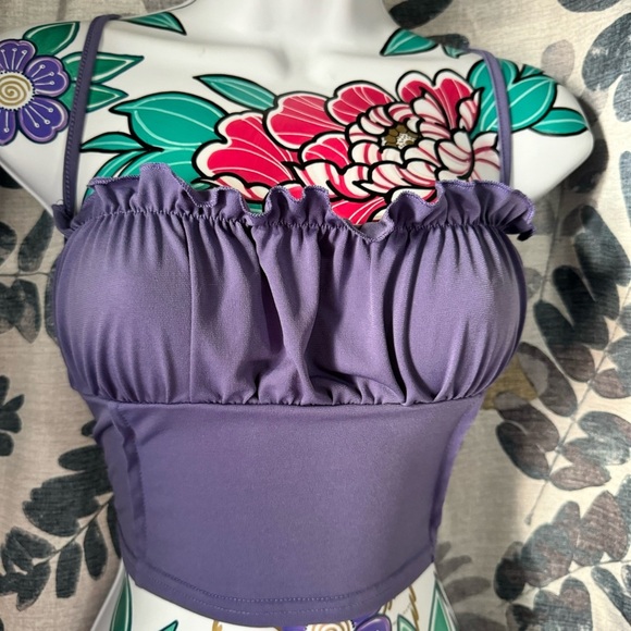 Cider Purple Ruffle Crop Top - Picture 2 of 4